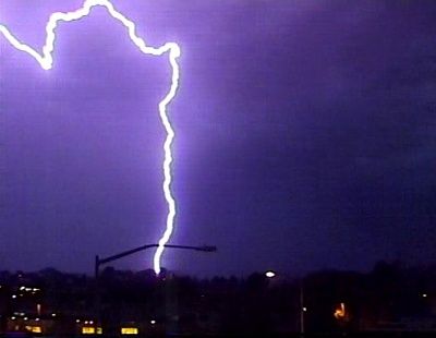 lightning-20cc-201.jpg