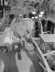 de-Wiart-in-Cairo-in-1943-229x300.jpg