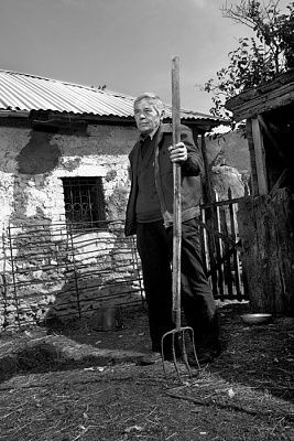 albanian-women-live-men-jill-peters-heshehe-documentary-2.jpg