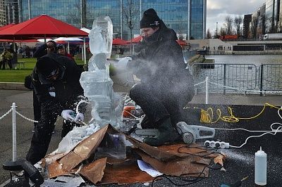 london-ice-sculpting-festival-2014-canary-warf-3011548.jpg