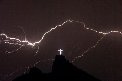 lightning2.jpg