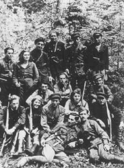 Group of Jewish partisans from the Kovno ghetto. Lithuania, 1944.jpg