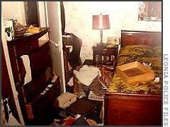 PG24%28LPDF%29Master-Bedroom-ransacked.jpg
