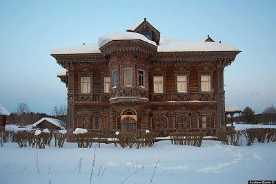 abandoned-wooden-homes-russia-064.jpg