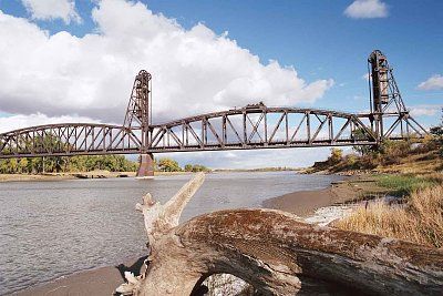00-snowden-bridge.jpg