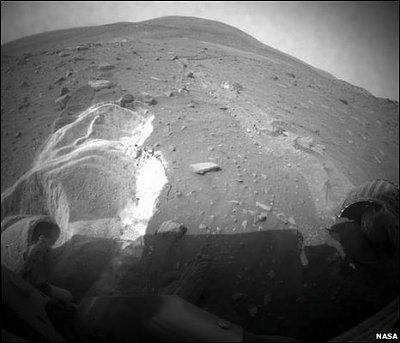 _47188892_sola1899_hazcam_2f294958090effb1dnp1254l0m1_br.jpg