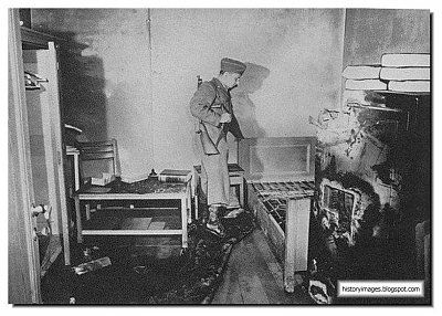 inside-hitler-bunker-fuhrerbunker-berlin-may-1945-010.jpg