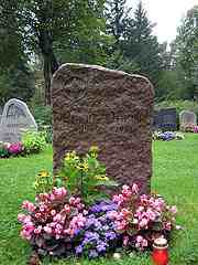 14974229466_0a50b9050b_m.jpg