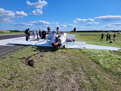 cessna-172m-n1221u-crash.jpg
