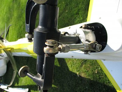 rotorway-exec-crash-near.jpg