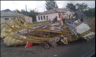 777-crash-dead-bodies-008.jpg