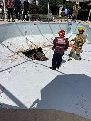 sinkhole-opens-beneath-private.jpg