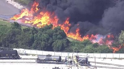 train-derailment-dupo.jpg