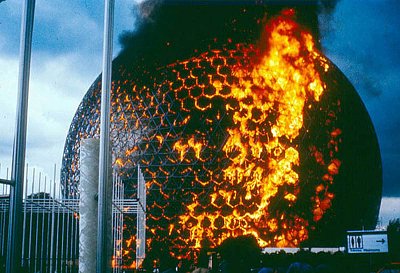 montreal-biosphere-fire-during.jpg