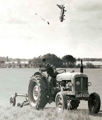 ee-lightning-ejection.jpg