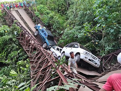 steel-bridge-collapses.jpg