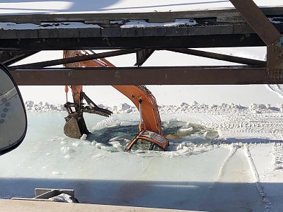 excavator-tested-ice.jpg