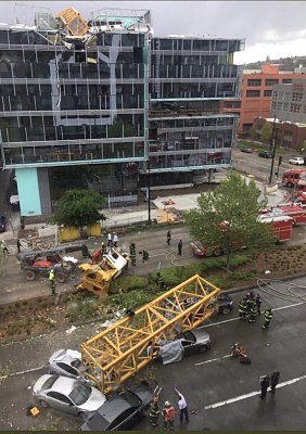 seattle-crane-collapse-kills.jpg
