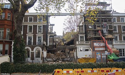 chelsea-mansion-collapses-during.jpg