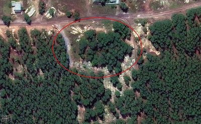 dh-20-20mass-20grave-20exhumation-201-20-20izium-20ukraine-20-20sept-202022.jpg