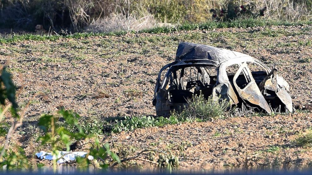 malta-journalist-killed-car-ap-ps-171017_16x9_992.jpg
