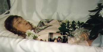 carol-casket96.jpg