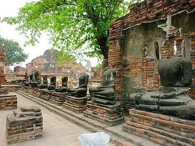 1.1298760127.ayutthaya-headless-buddhas.jpg