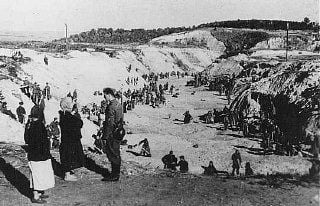 Babi Yar 33000 ofiar 29-30 sierpnia 1941.jpg