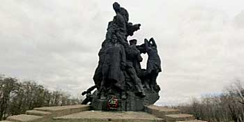 babi%20yar%20memorial.jpg