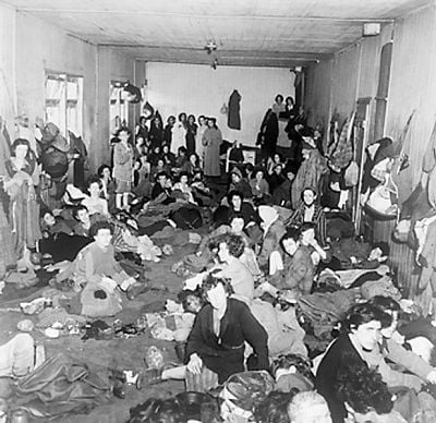 barrack-block-belsen.jpg
