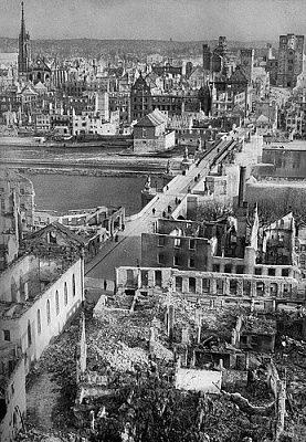 wurzburg-1945.jpg
