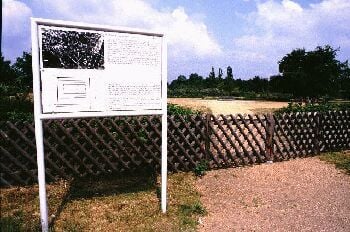 location of mass graves of 12000 germans tortyred and executed by russians  1945-1950.jpg