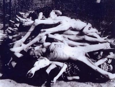 pile-corpses-buchenwald.jpg