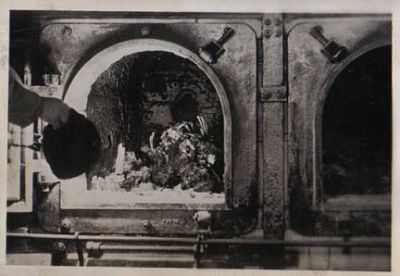 partially-burned-bodies-crematory-oven-buchenwald.jpg