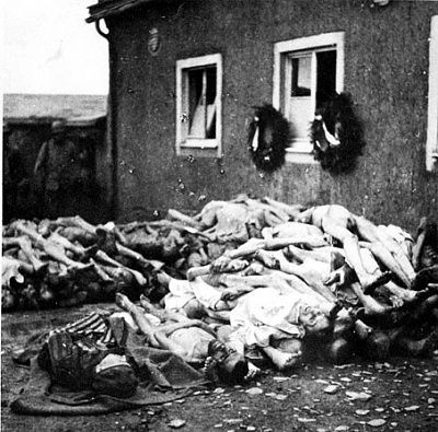 soldiers-view-corpses-outside-crematorium.jpg