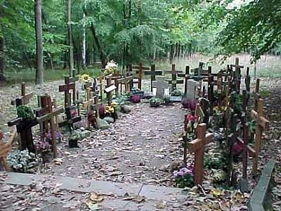 crosses-mass-graves-german-victims.jpg