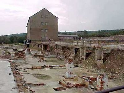 ruins-block-50-hygiene-institute-waffen-ss.jpg