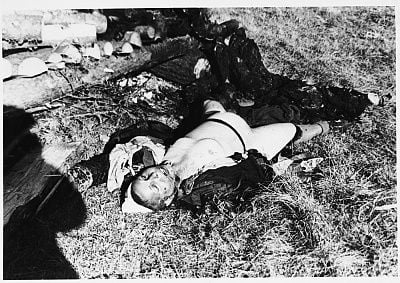 corpses-lie-grounds-klooga-concentration-camp.jpg