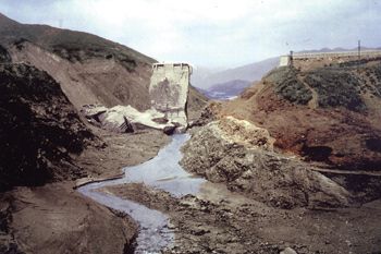 dam.jpg