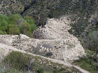Name:  315px-St._Francis_Dam_base_remains_tkksummers.jpg
Views: 1649
Size:  29.2 KB