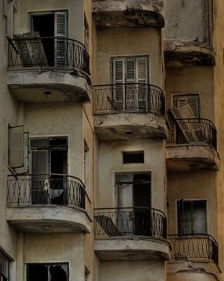 abandoned_resort_town_017.jpg
