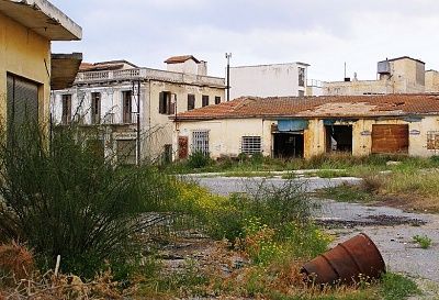 abandoned_resort_town_020.jpg