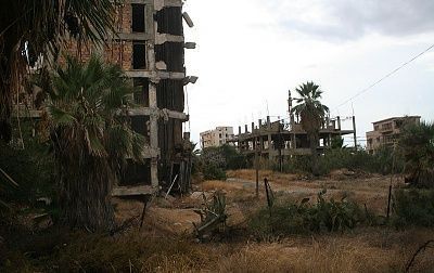 abandoned_resort_town_023.jpg
