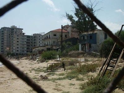 abandoned_resort_town_024.jpg