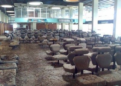 abandoned_resort_town_030.jpg