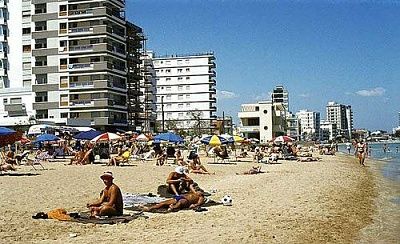 abandoned_resort_town_033.jpg