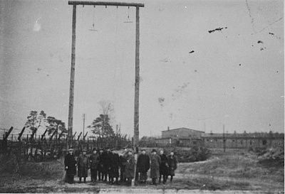 gallows-bergen-belsen-after-liberation.jpg
