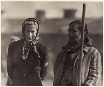 close-up-portrait-two-female-survivors-bergen-belsen-concentration-camp.jpg