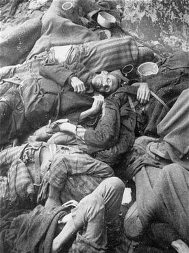 Corpses on the death train in the Dachau concentration camp18.jpg
