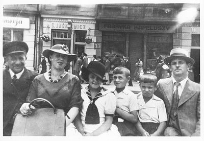 rose-goldberg-visits-cousins-zawiercie-poland-eve-world-war-ii.jpg